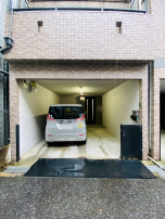 駐車場付き戸建がこの家賃！？