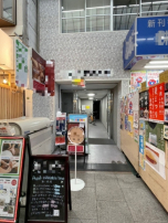 新着物件:入口、天神橋筋商店街沿い