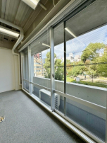 新着物件:窓が大きく天井高で開放感溢れるデザイナーズビル