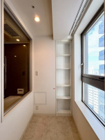 透明bath+白タイル質感