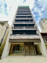 南森町の新顔さん