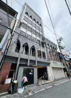 新着物件:【心斎橋・BAR居抜き】造作譲渡金なし！初期費用を抑えて開業できる7坪の店舗